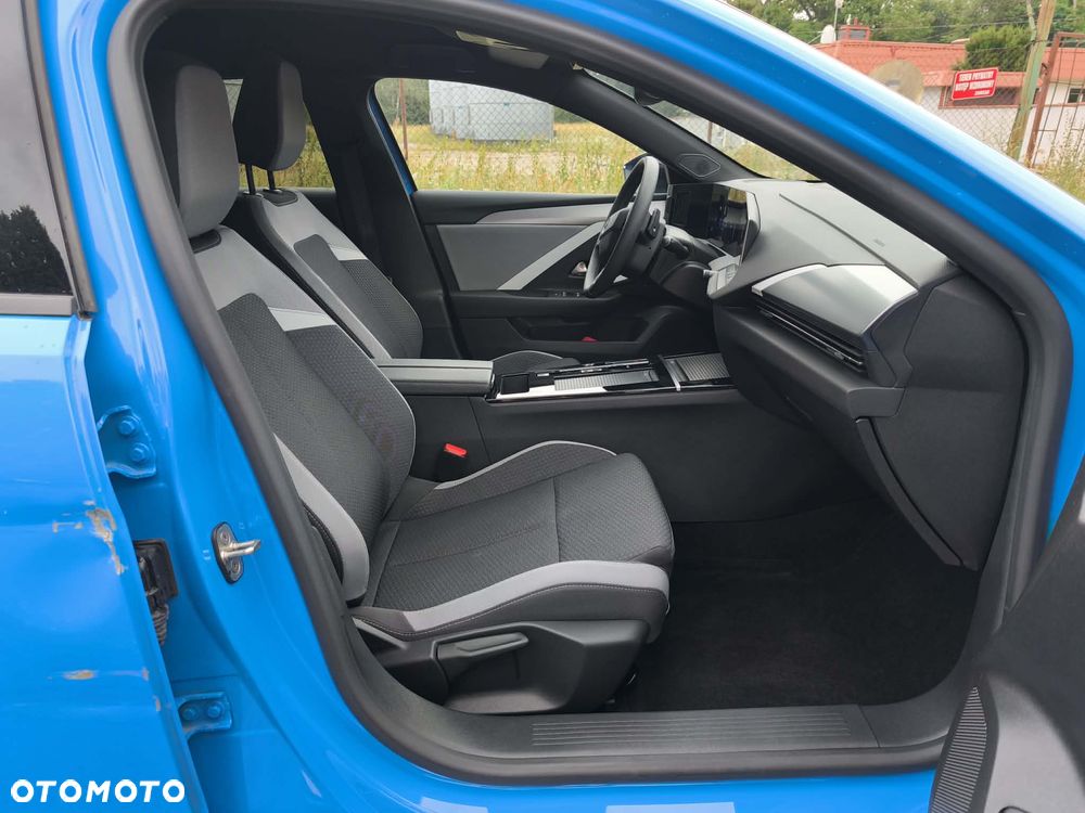Opel Astra - 32