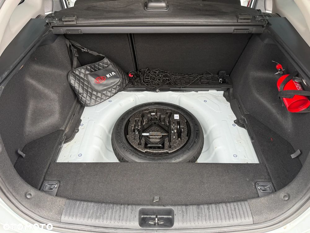 Kia Ceed 1.6 CRDi M - 9