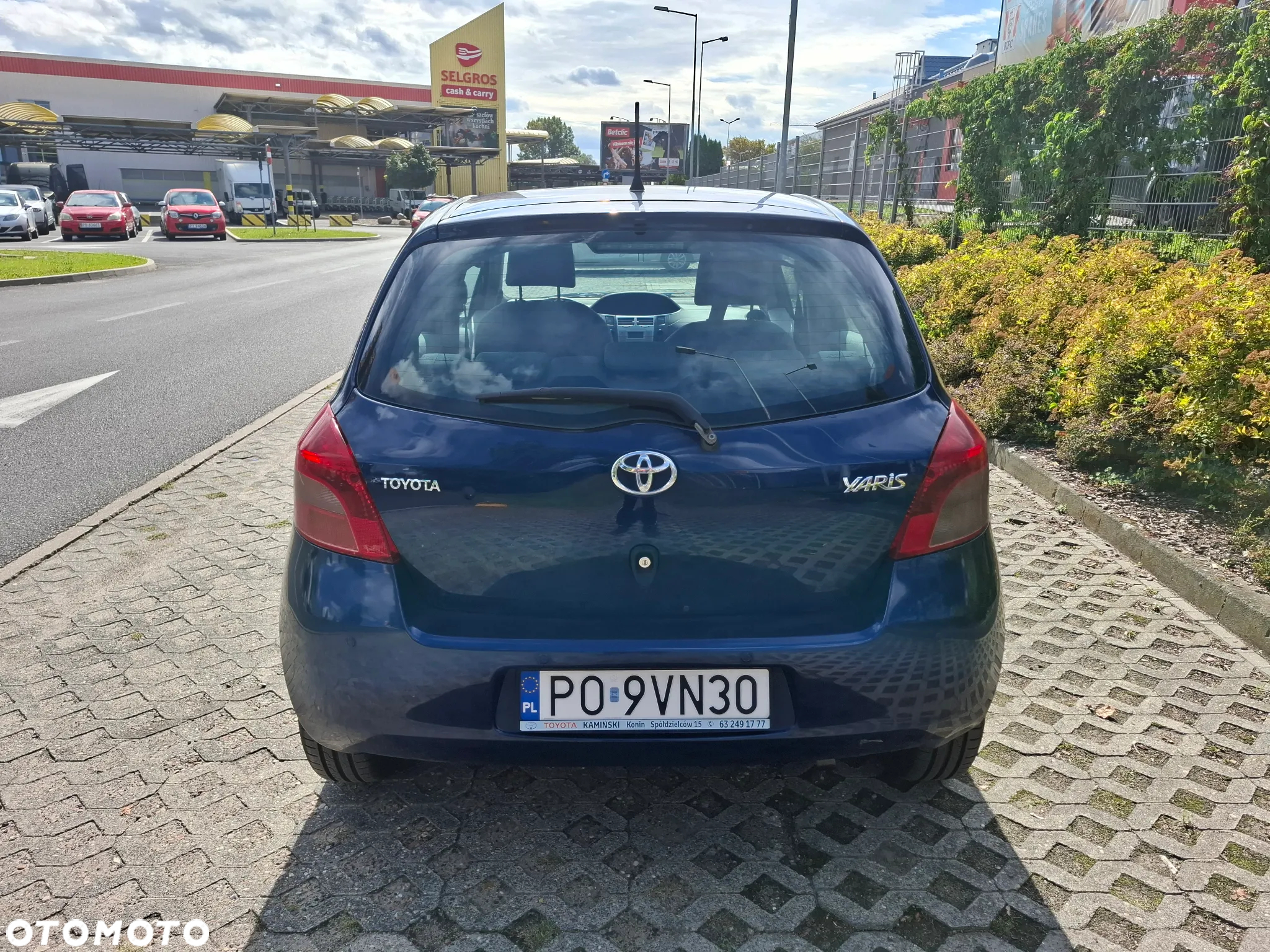 Toyota Yaris 1.3 Sol - 7