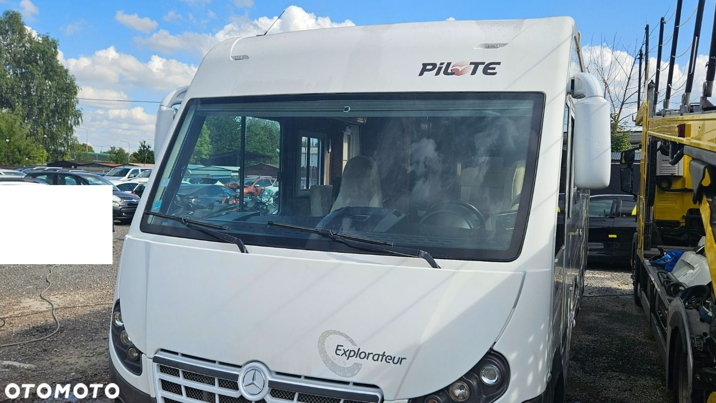 Mercedes-Benz Pilote - 4