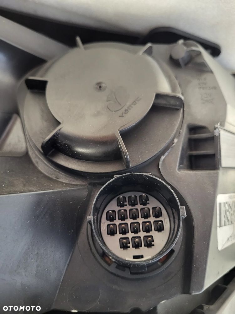 Land Rover Discovery Sport XENON PRZÓD STRONA LEWA  FK7213W030HF - 10