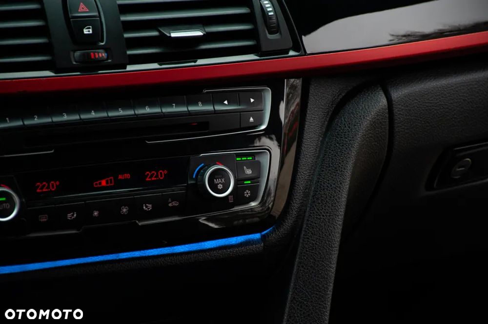 BMW Seria 3 316d Sport Line - 31
