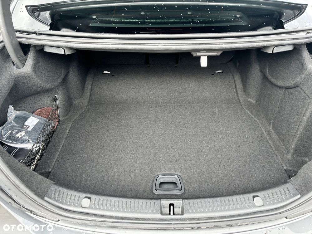 Mercedes-Benz Klasa E 220 d 4-Matic Avantgarde - 15