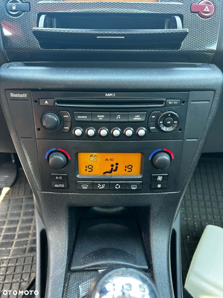 Citroën C4 1.6 16V VTR Pack - 7