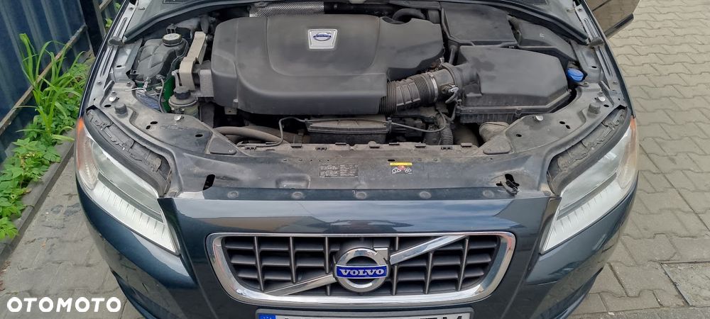 Volvo V70 D3 Kinetic - 29
