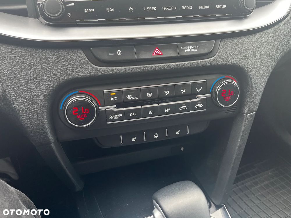 Kia XCeed 1.6 GDI PHEV L Business Line DCT - 11