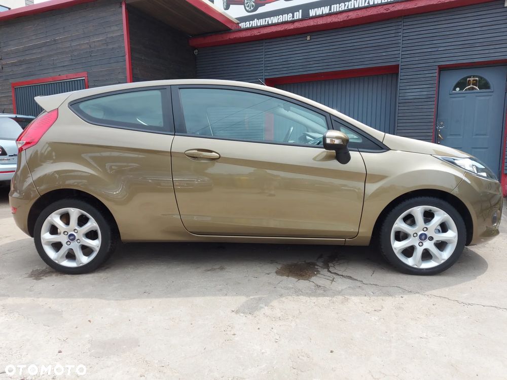 Ford Fiesta 1.4 Autom Champions Edition - 14