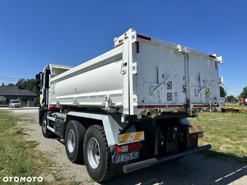 Renault C 380 6X4 - 17