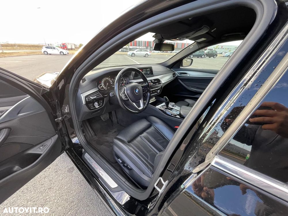 BMW Seria 5 530d xDrive AT - 8