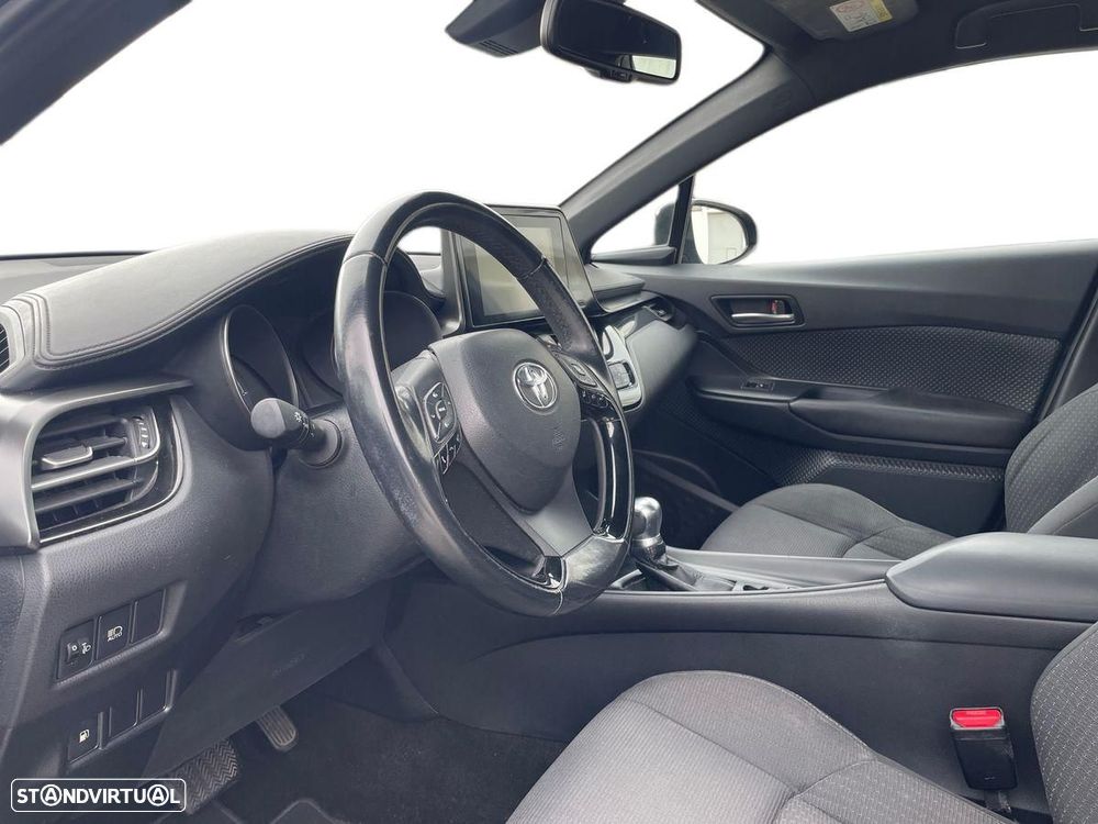 Toyota C-HR 1.8 HSD Comfort - 13