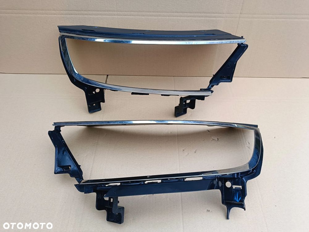 Chrom lampy nakładka na lampę prawa lewa Opel Mokka II 2  ramka 9835213980 - 1