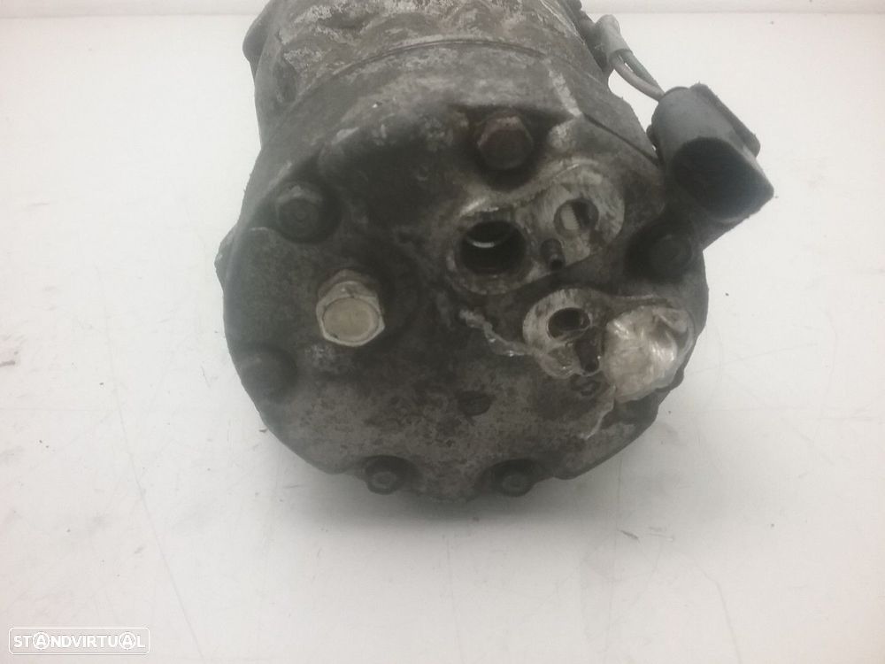 Compressor de Ar Condicionado Usado VW GOLF IV (1J1) 1.9 TDI 10.97-05.04 - 2