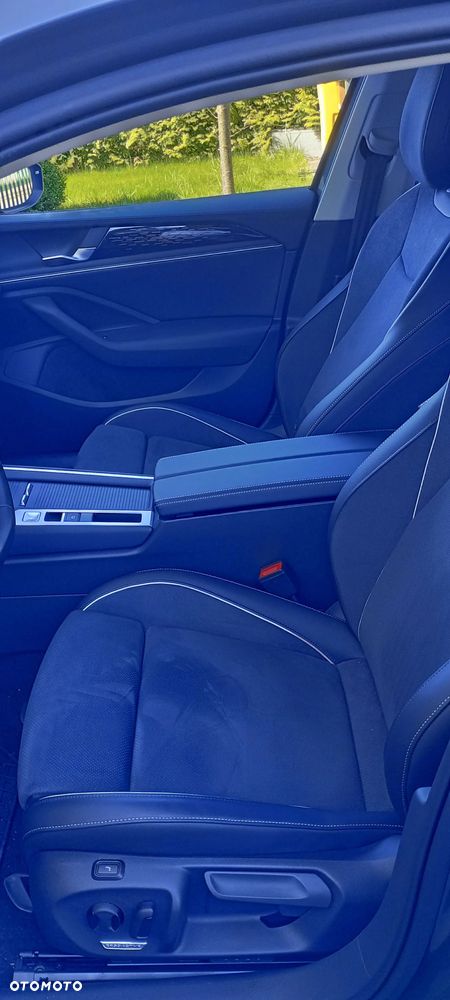 Volkswagen Passat - 20
