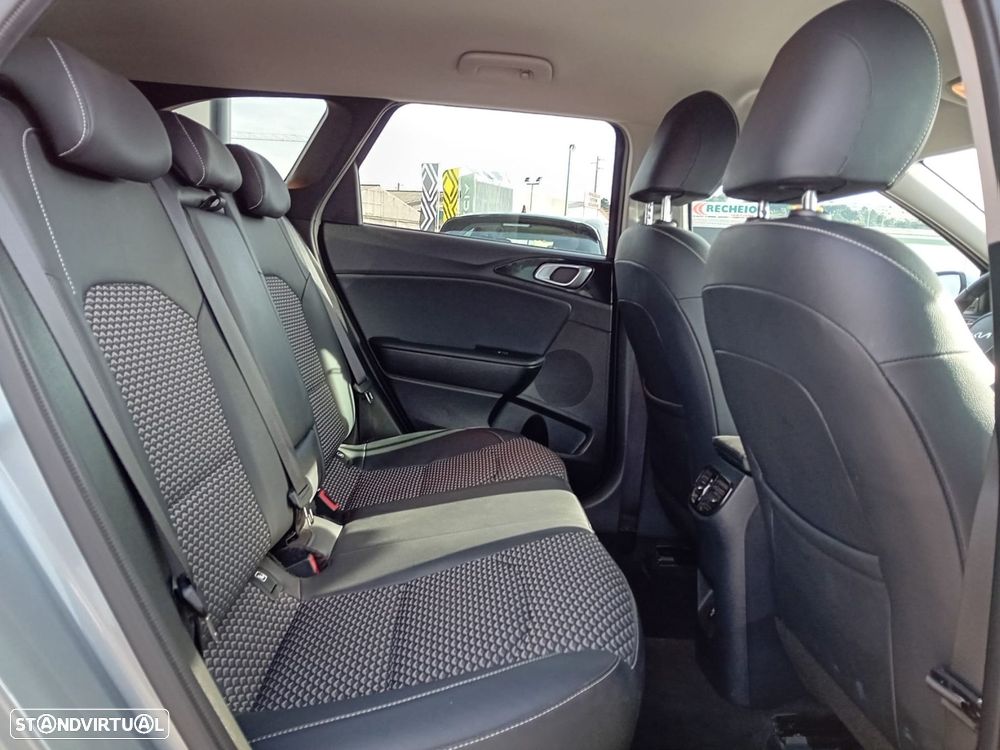 Kia Ceed SW 1.0 T-GDI Drive - 14