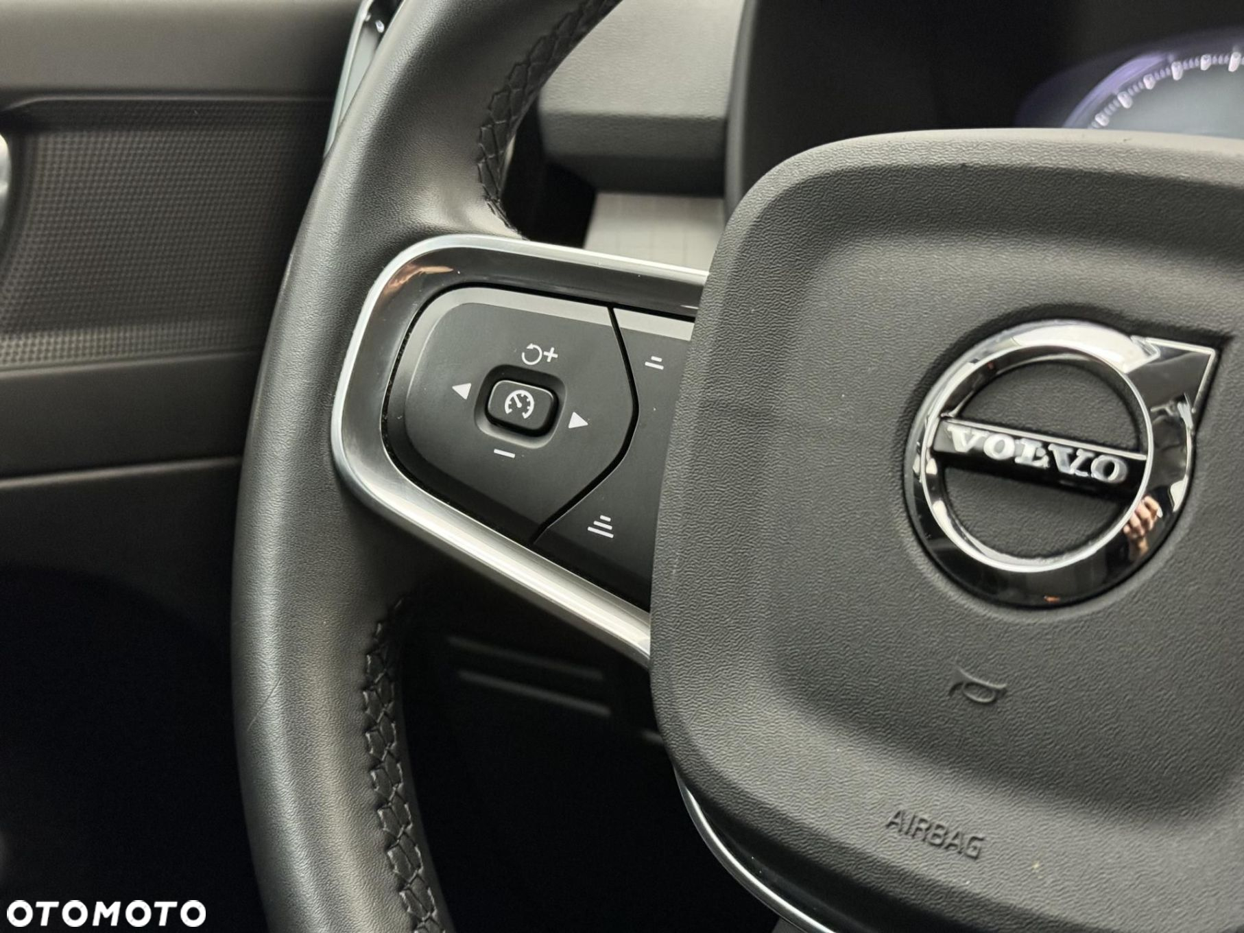 Volvo XC 40 - 29