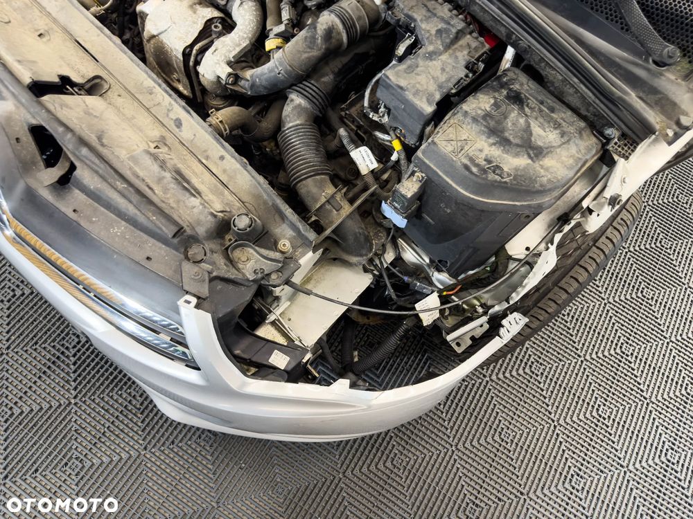 Citroën C4 HDi 115 Exclusive - 16