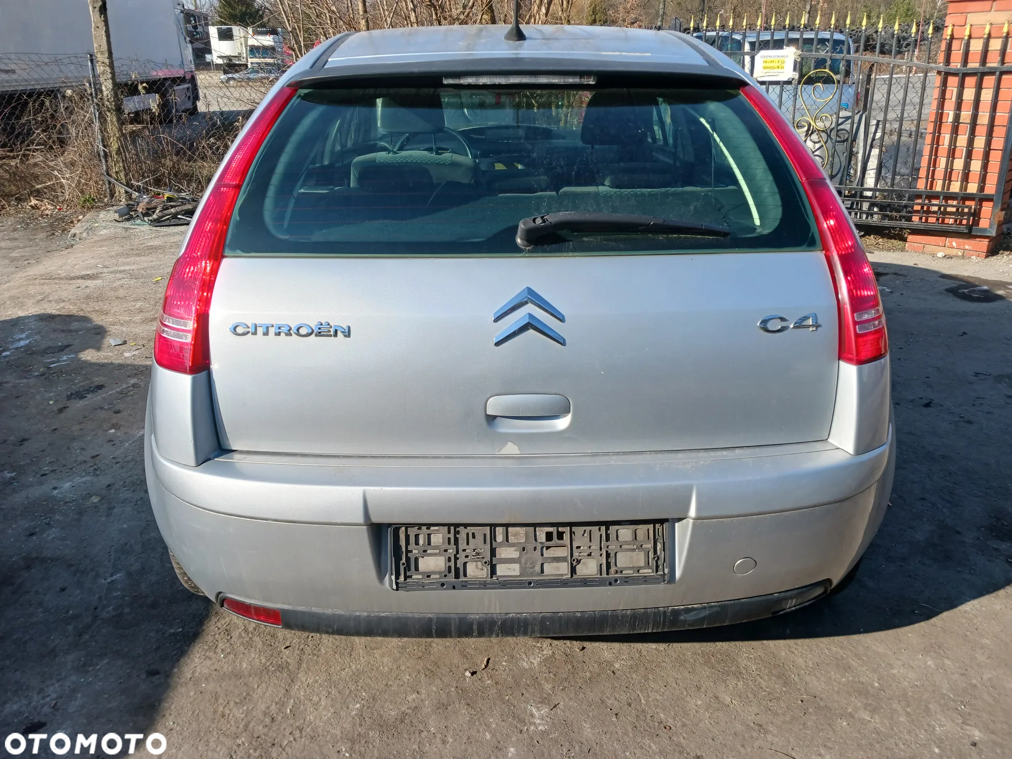 Citroen C4 I 04-10 silnik 1.6 HDI 90Km 109KM wtryski drzwi klapa tył błotnik EZR szyba maglownica panel schowek przełącznik fotel belka zacisk felgi klamka zamek lusterko podszybie osłona wyświetlacz WSZYSTKIE NA CZĘŚCI - 8