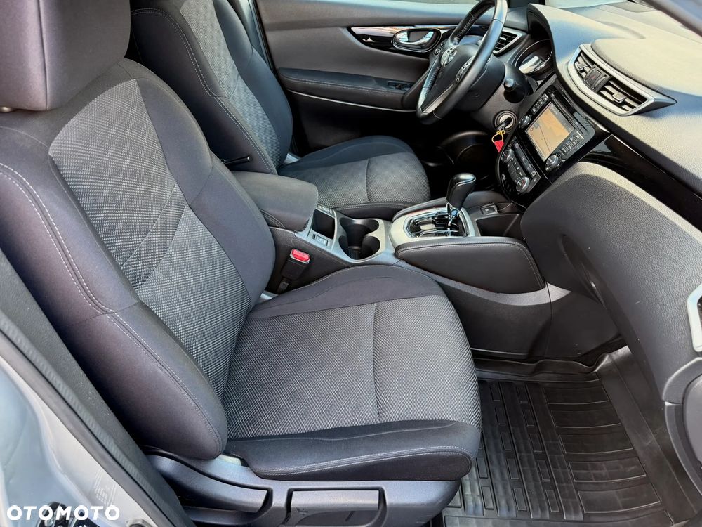Nissan Qashqai 1.2 DIG-T Acenta Xtronic EU6 - 22