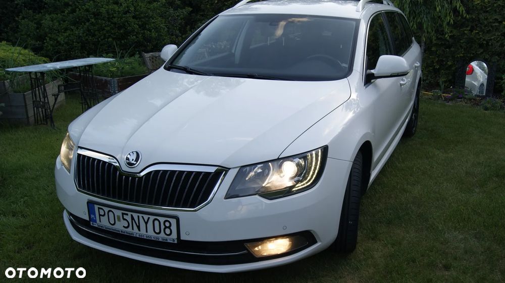 Skoda Superb 2.0 TDI Ambition - 13