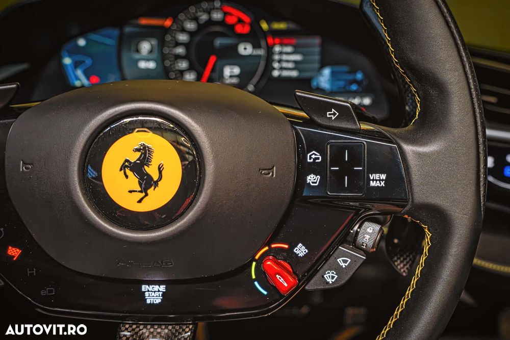 Ferrari SF90 Stradale - 24