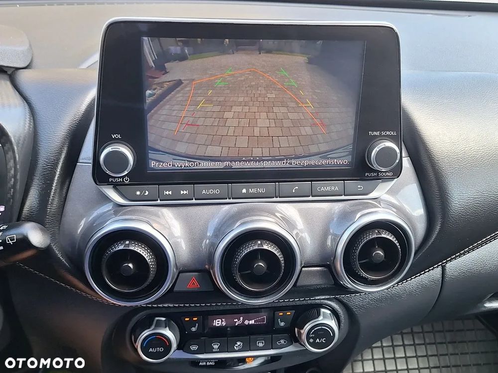 Nissan Juke 1.0 DIG-T N-Connecta DCT - 17