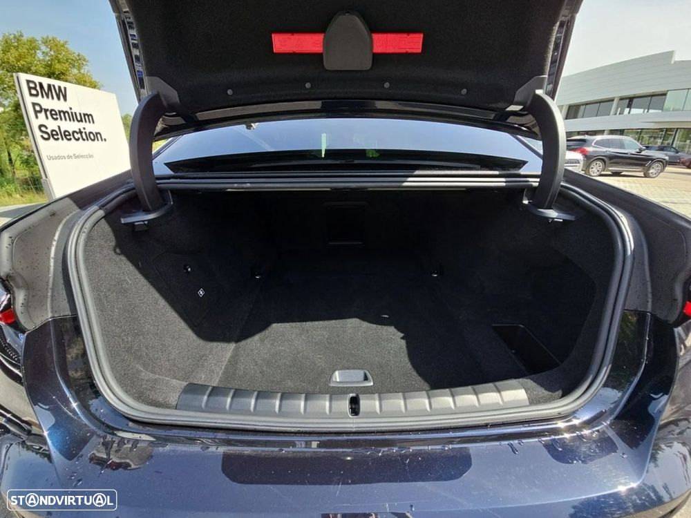 BMW i7 eDrive50 Pack Desportivo M Pro - 16