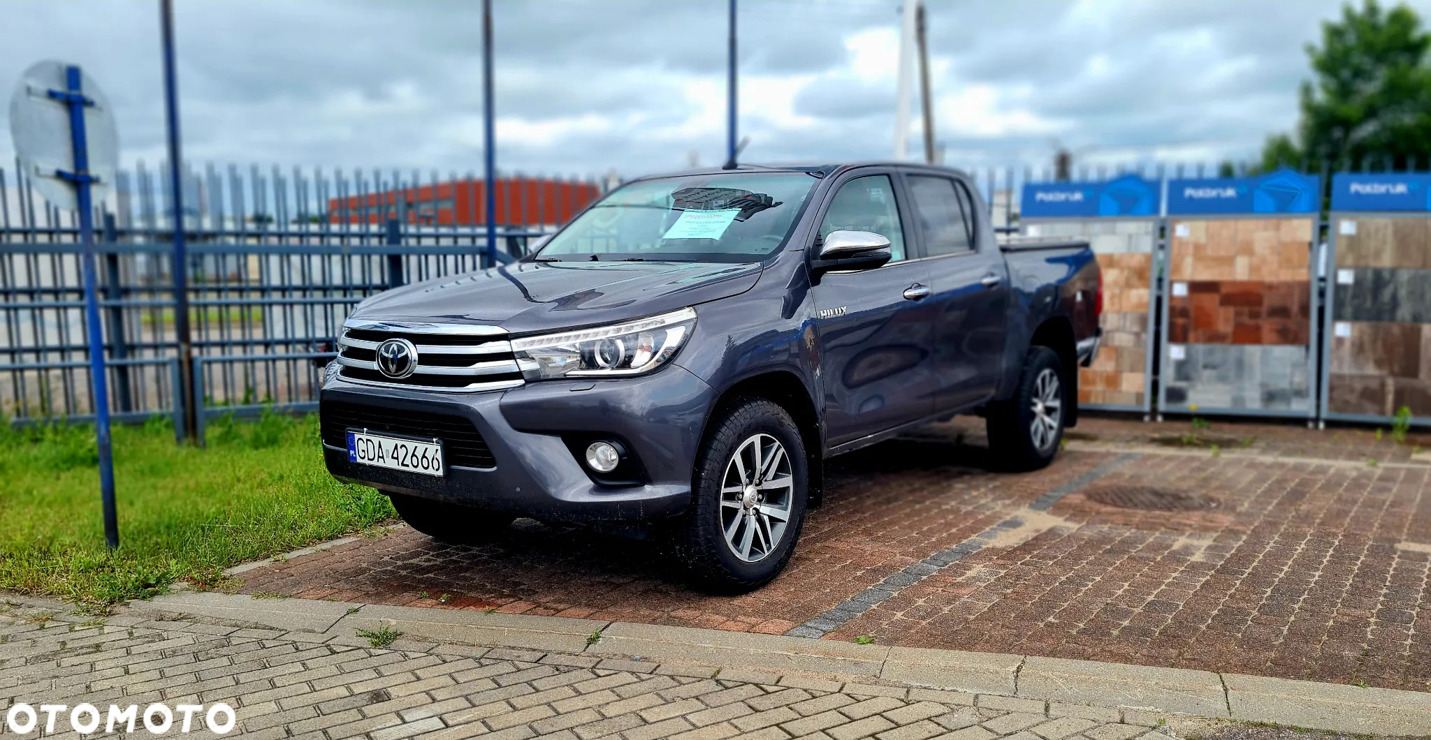 Toyota Hilux 2.4 D-4D Double Cab SR5 4x4 - 4