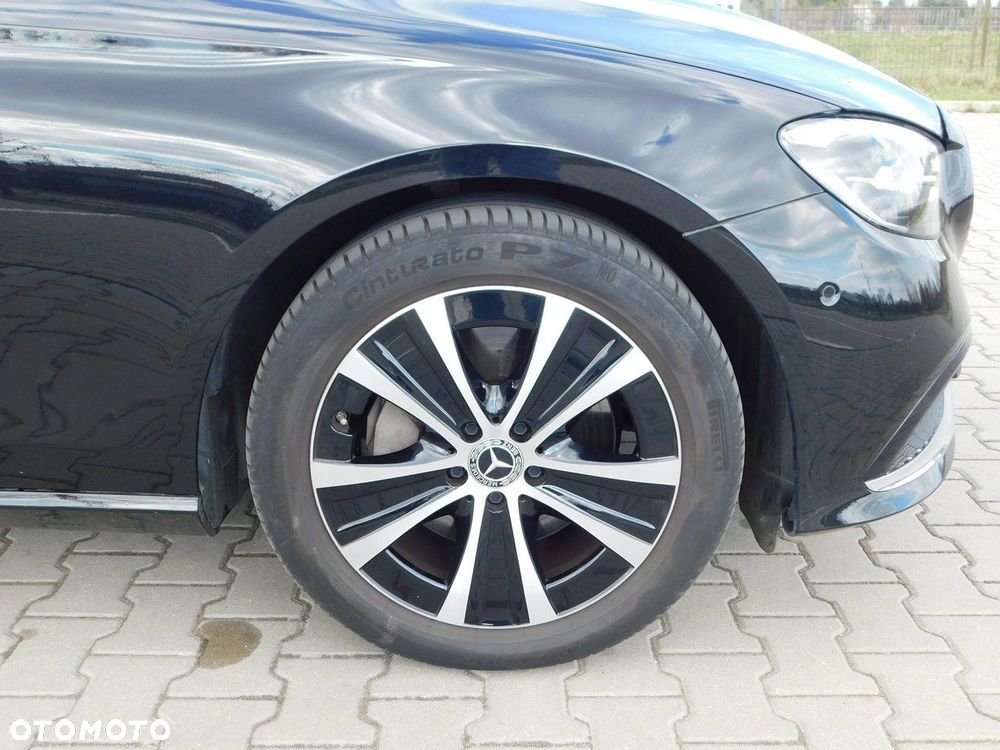 Mercedes-Benz Klasa E - 15