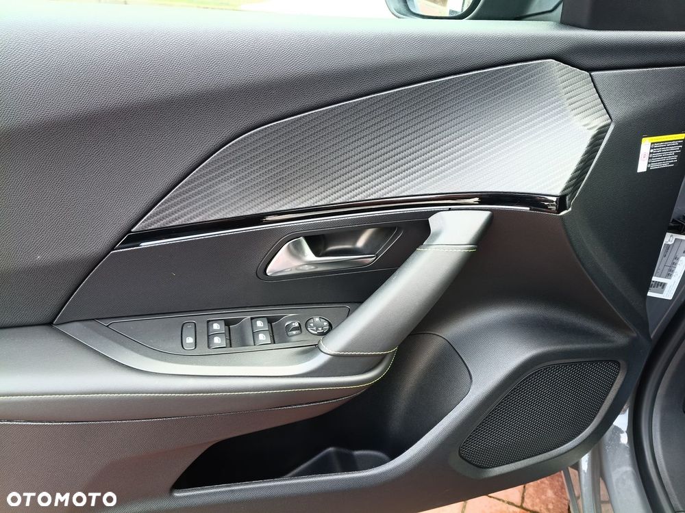 Peugeot 2008 - 13