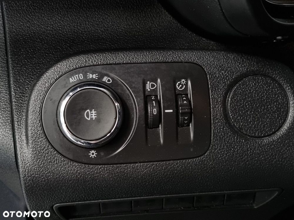 Opel Combo - 18