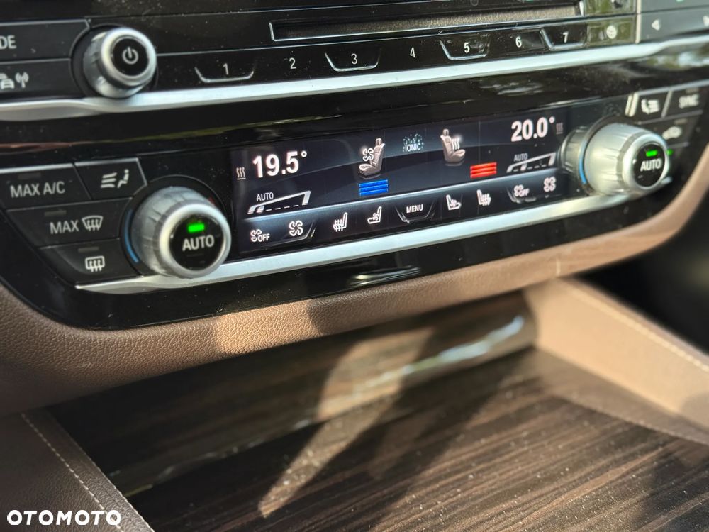 BMW Seria 5 520d Luxury Line - 20
