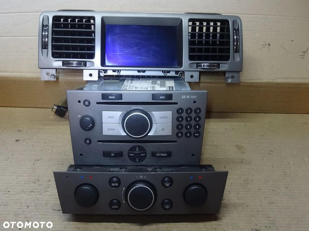 OPEL VECTRA C SIGNUM RADIO NAWIGACJA WYŚWIETLACZ MONITOR KOLOROWY CID CD70 DVD90 NAVI - PIN CARPASS - 19