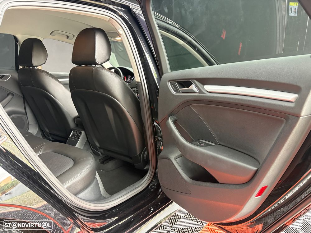 Audi A3 Limousine 2.0 TDI S-line - 39