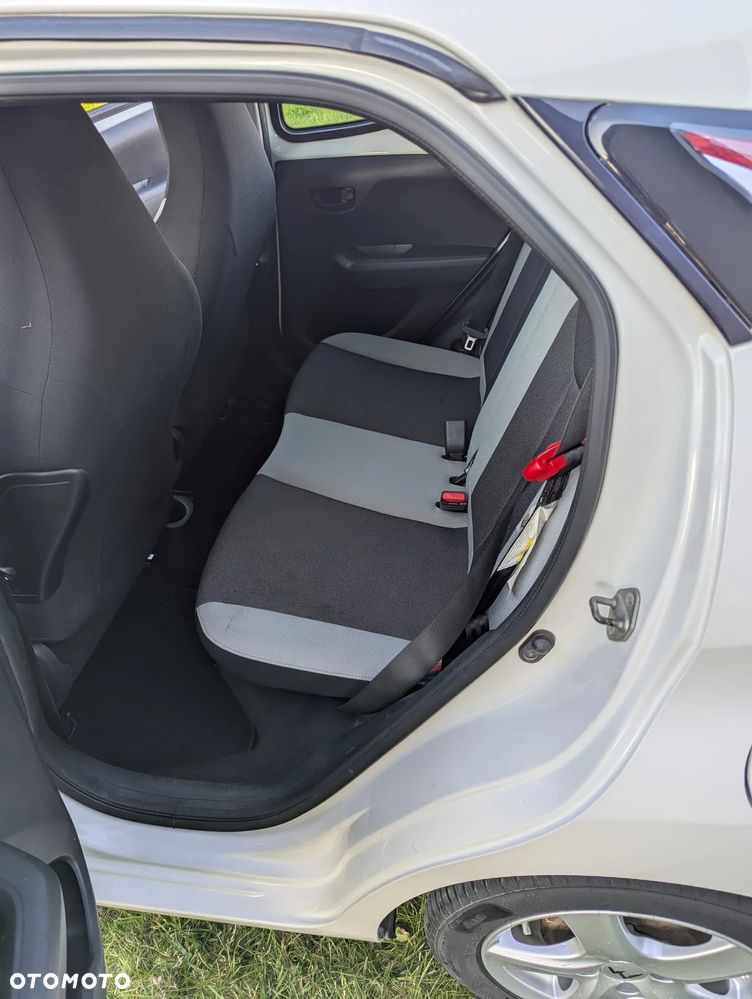 Toyota Aygo 1.0 VVT-i Sprint EU6 - 6