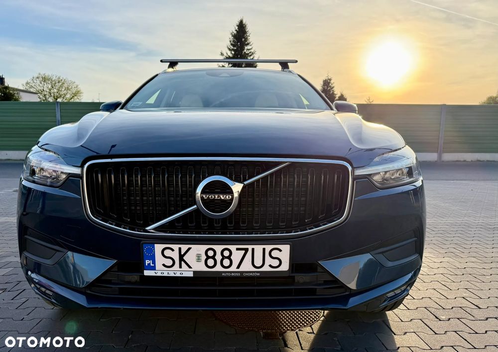Volvo XC 60 B5 B AWD Momentum Pro - 3