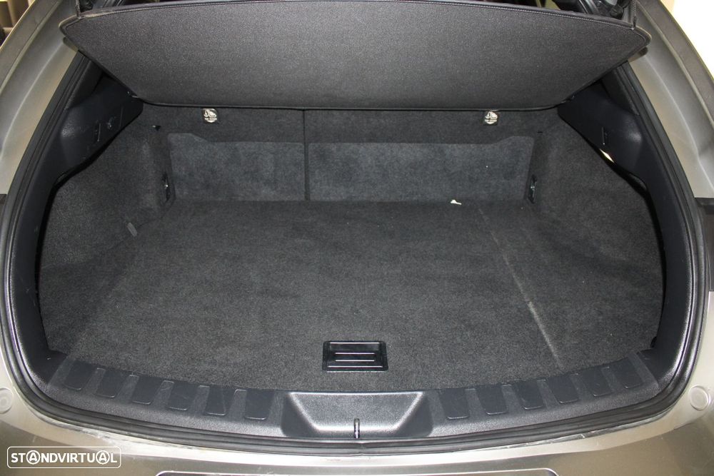 Lexus UX 250h Premium - 30