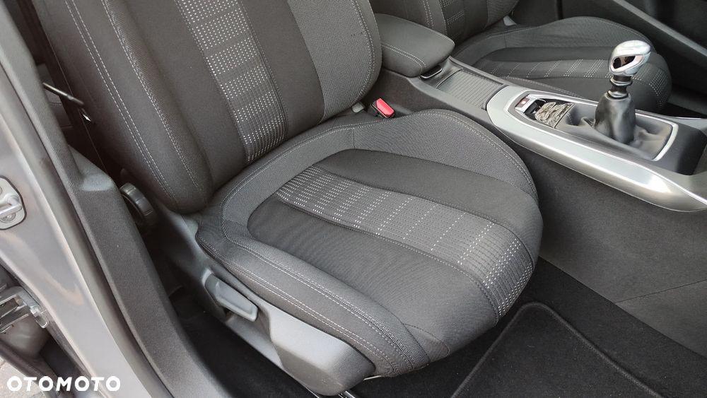 Peugeot 308 BlueHDi 150 Stop & Start Allure - 32