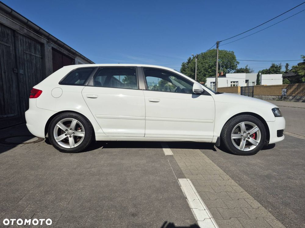 Audi A3 Sportback - 5