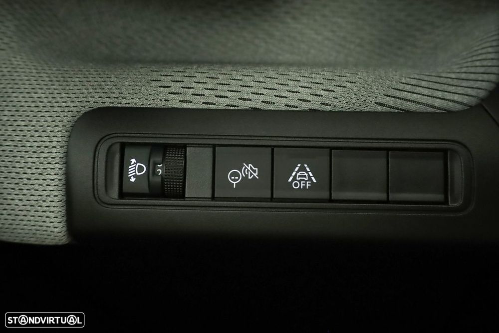 Citroën e-C3 44 kWh Autonomia Conforto Max - 19