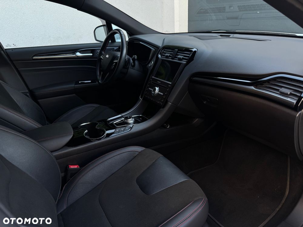 Ford Mondeo 2.0 EcoBlue Allrad ST-Line - 22