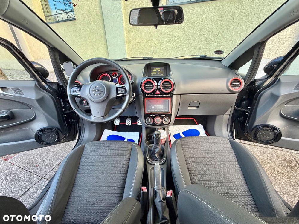 Opel Corsa 1.2 16V Cosmo - 5