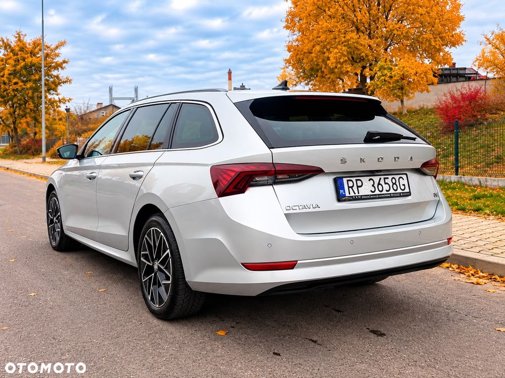 Skoda Octavia 1.4 TSI DSG Style - 9