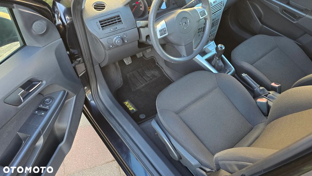 Opel Astra - 27