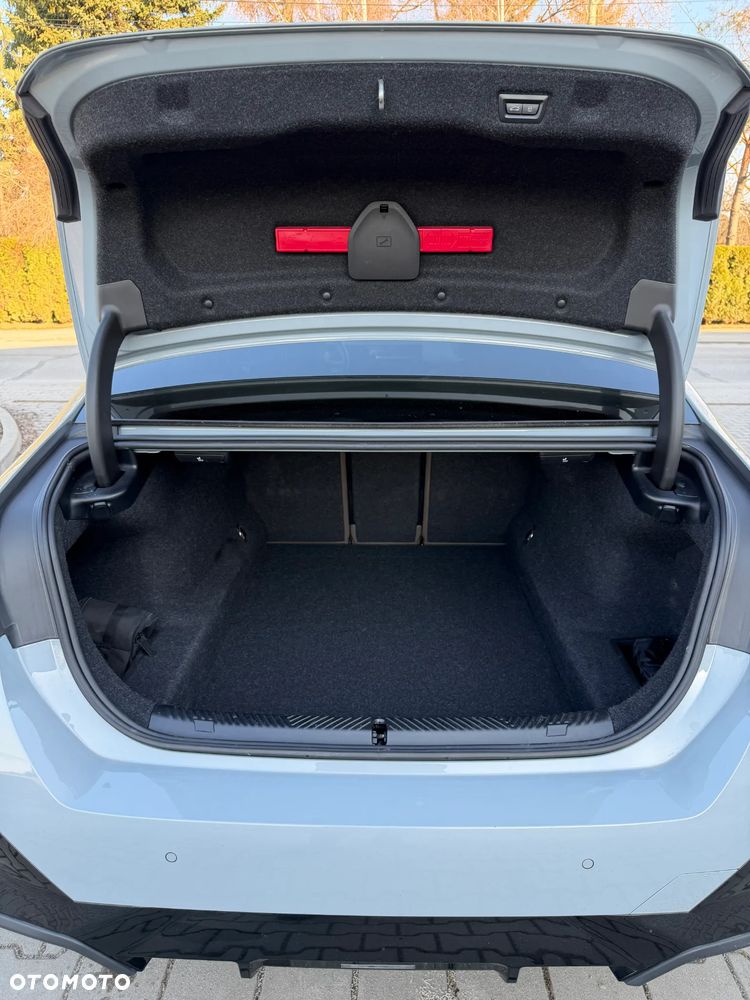 BMW Seria 5 ver-520d-xdrive-mhev-m-sport - 20