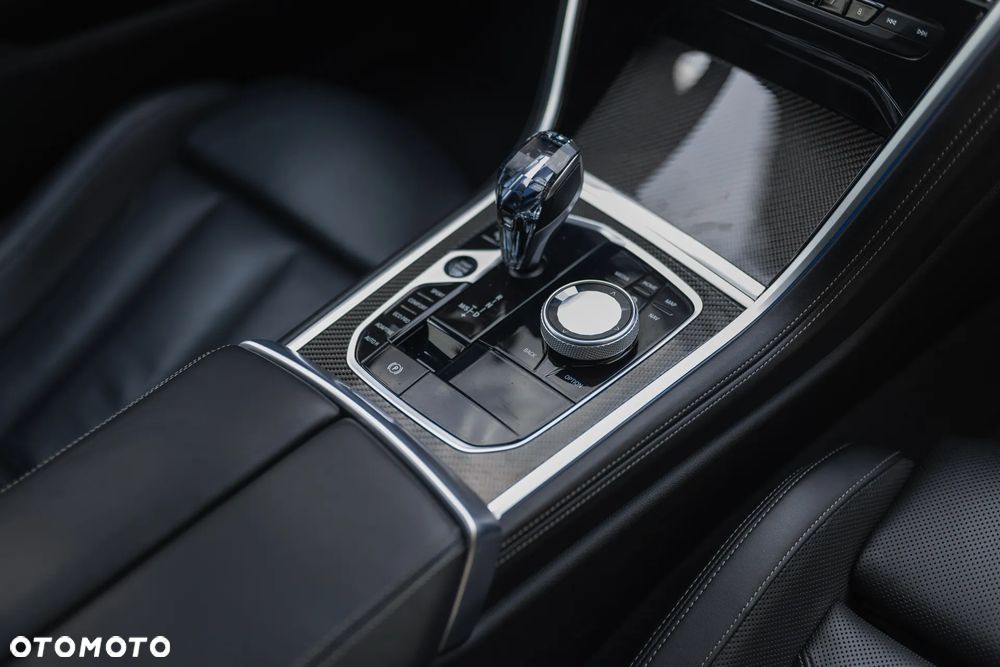 BMW Seria 8 840d xDrive - 16