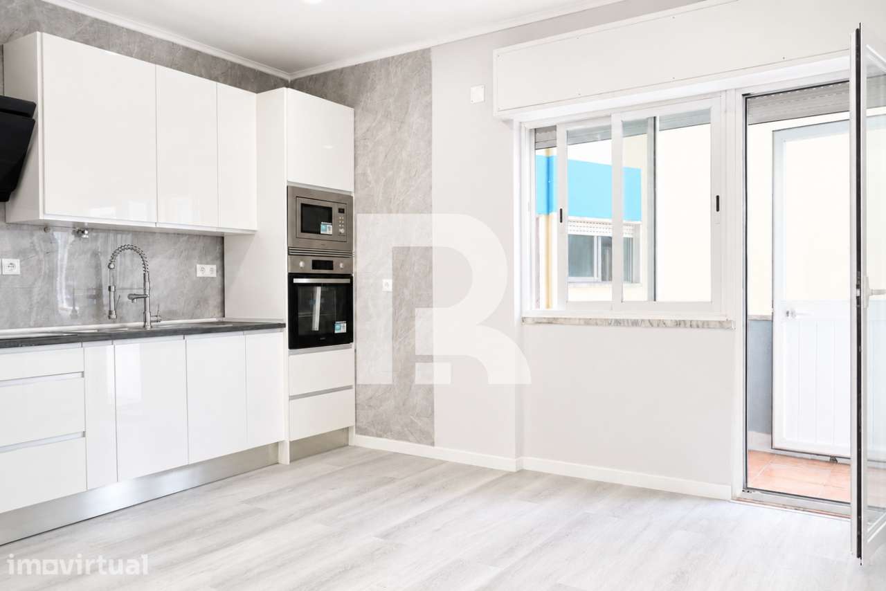 Apartamento T1 remodelado na  AMADORA - Grande imagem: 3/17