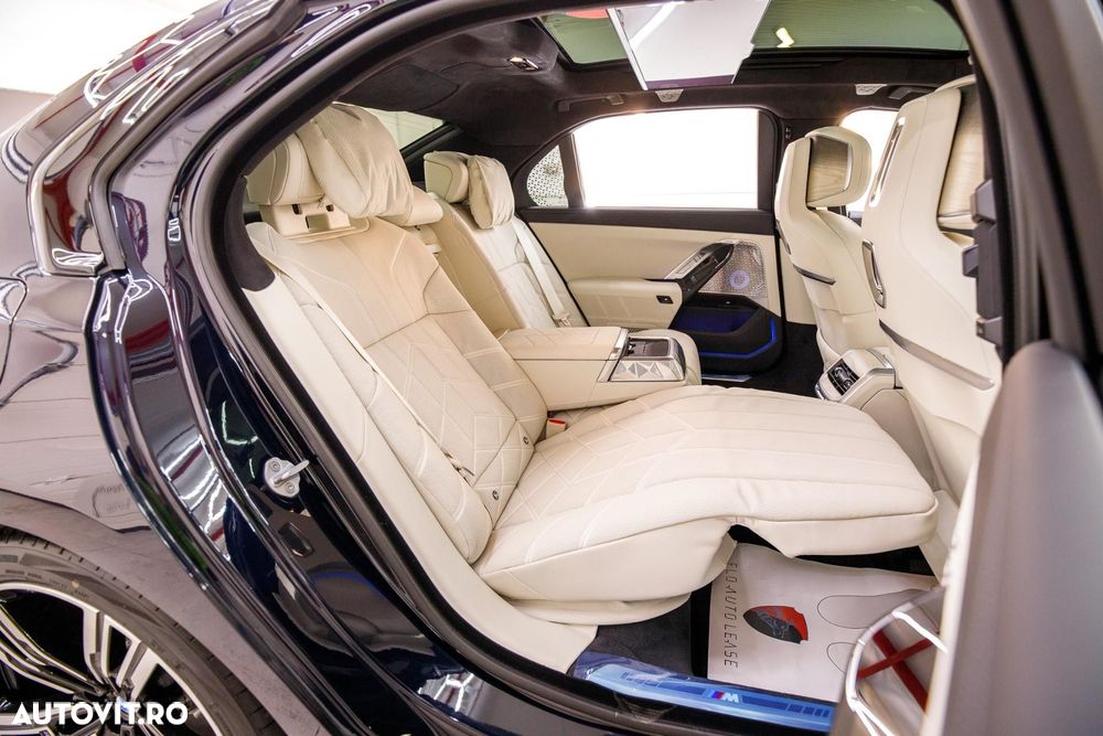 BMW Seria 7 - 20