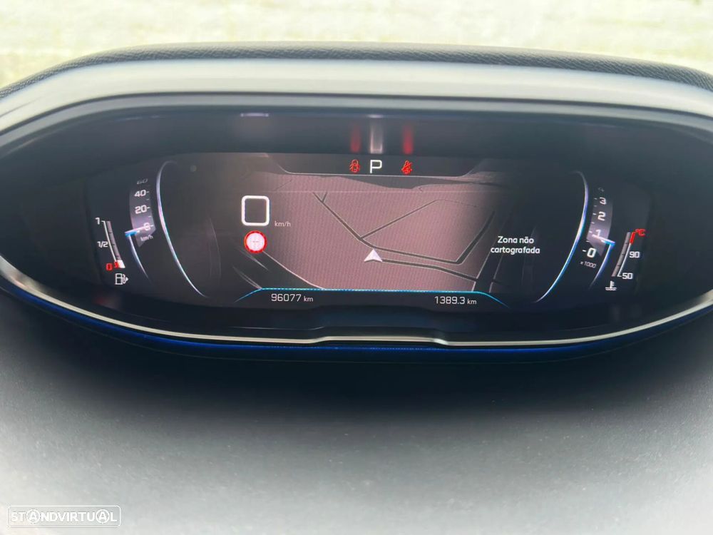 Peugeot 3008 1.5 BlueHDi GT EAT8 - 5