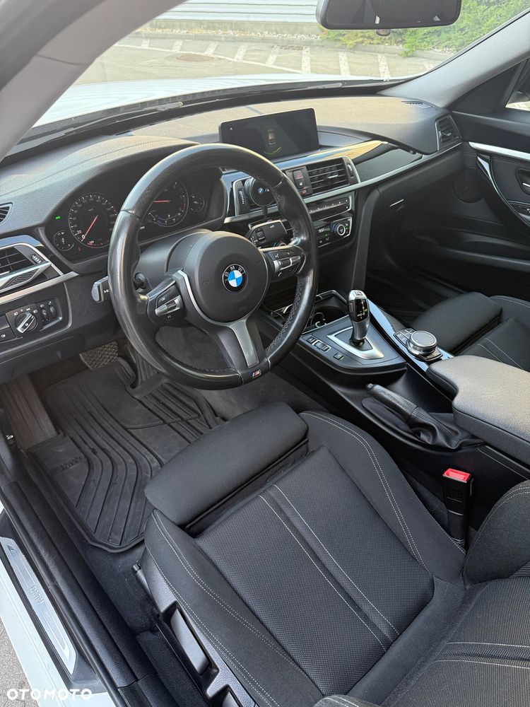 BMW 3GT 318d Sport Line - 26