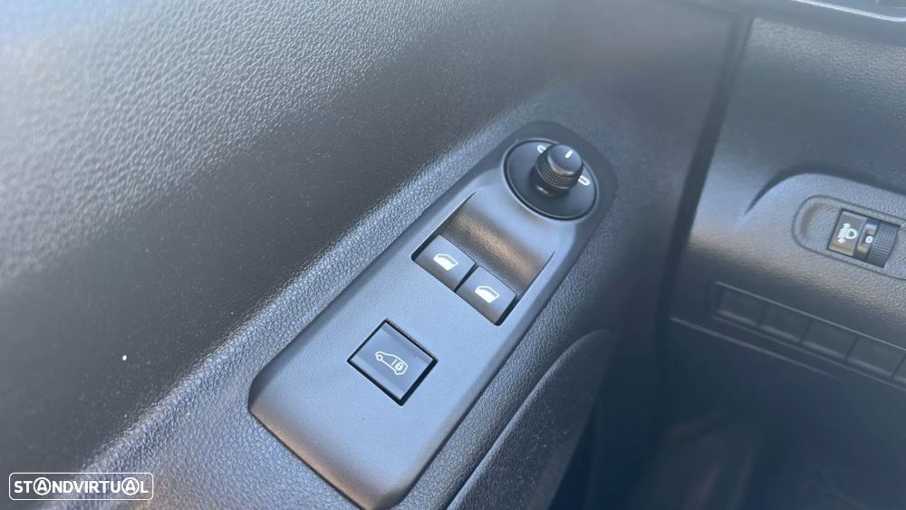 Peugeot partner 1.6 bluhdi pro - 12